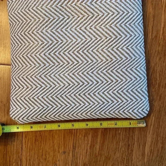 Sun and sand cross body bag - Picture 7 of 9